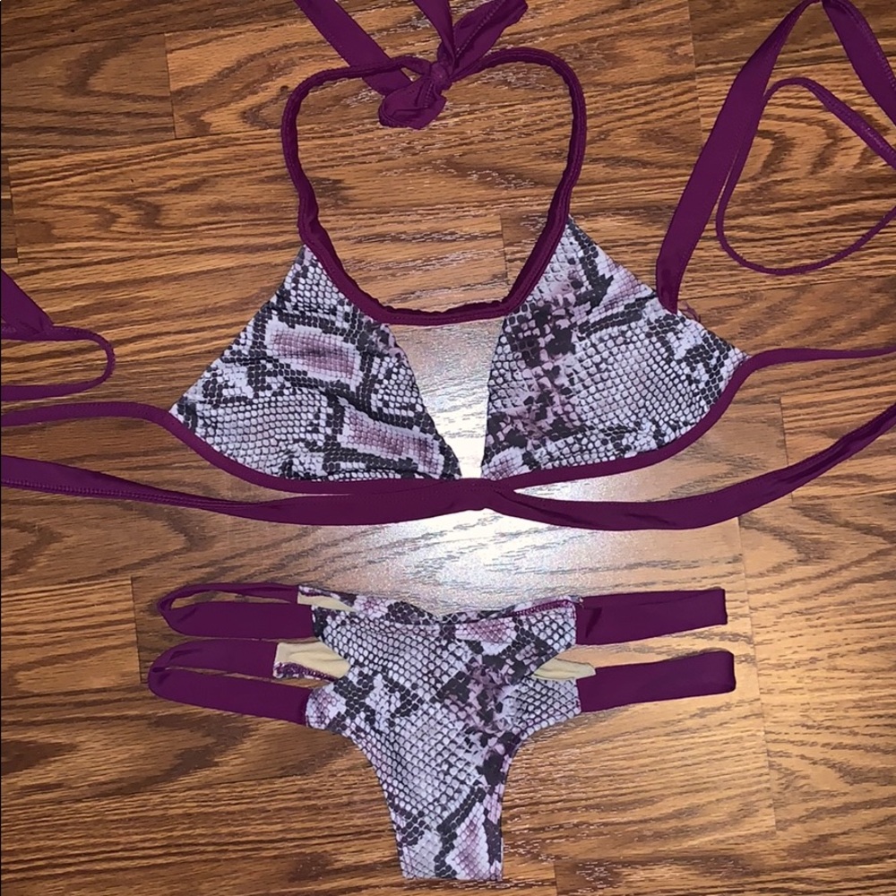 Bathing suit